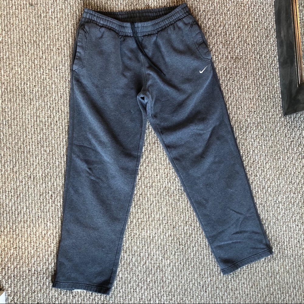 Nike Sweatpants VERY COMFY - M